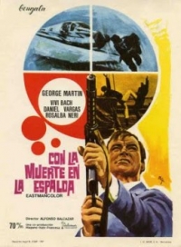 Con la muerte a la espalda